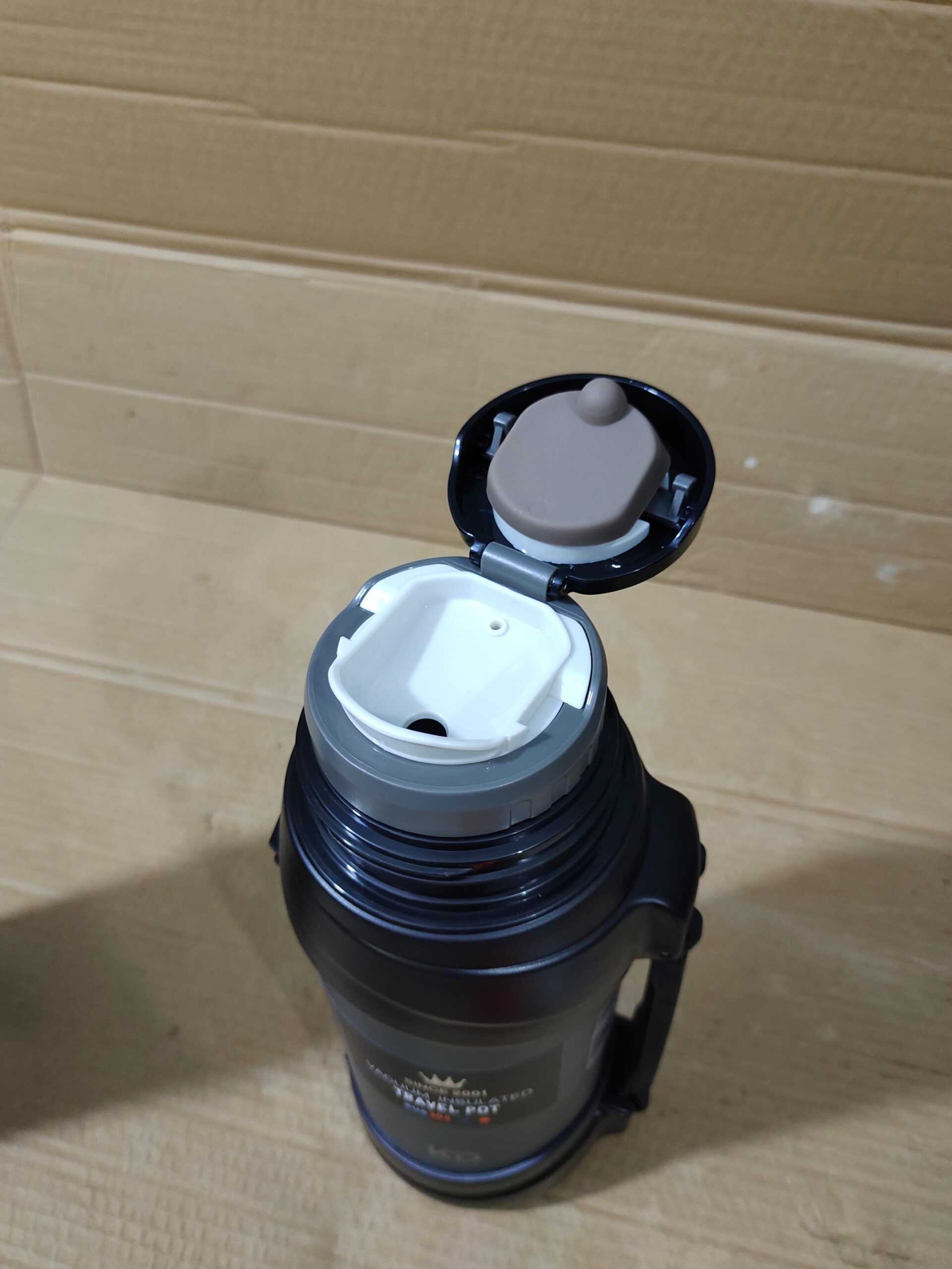 Double Insulated Hot & Cold Travel Pot