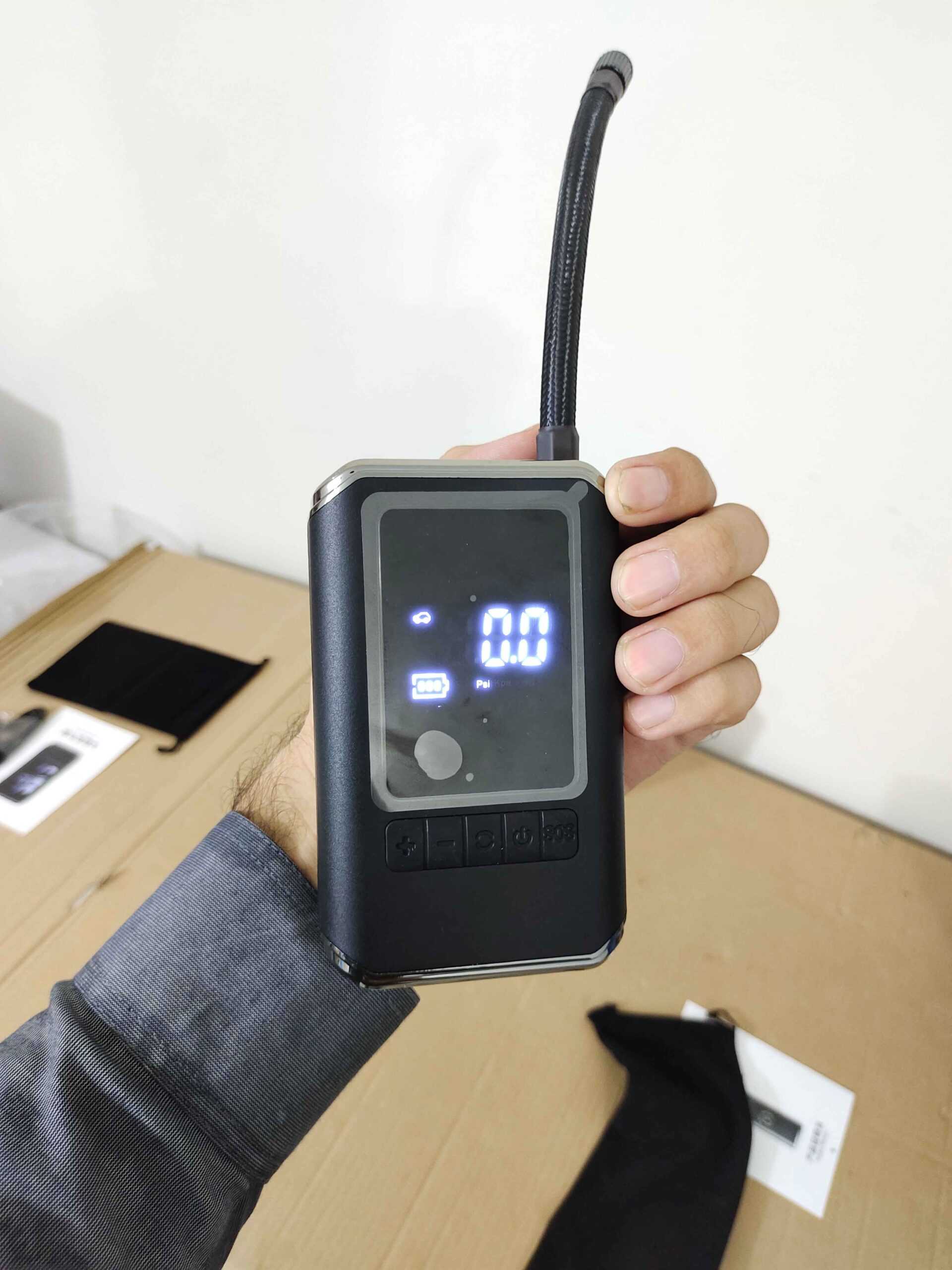 Rechargeable Wireless Car Air Pump