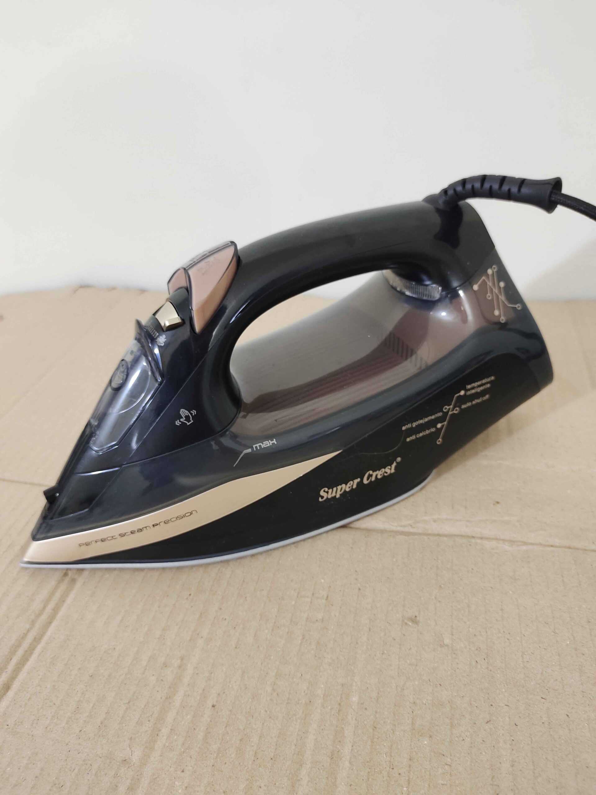 Powerful Ceramic Steam Iron