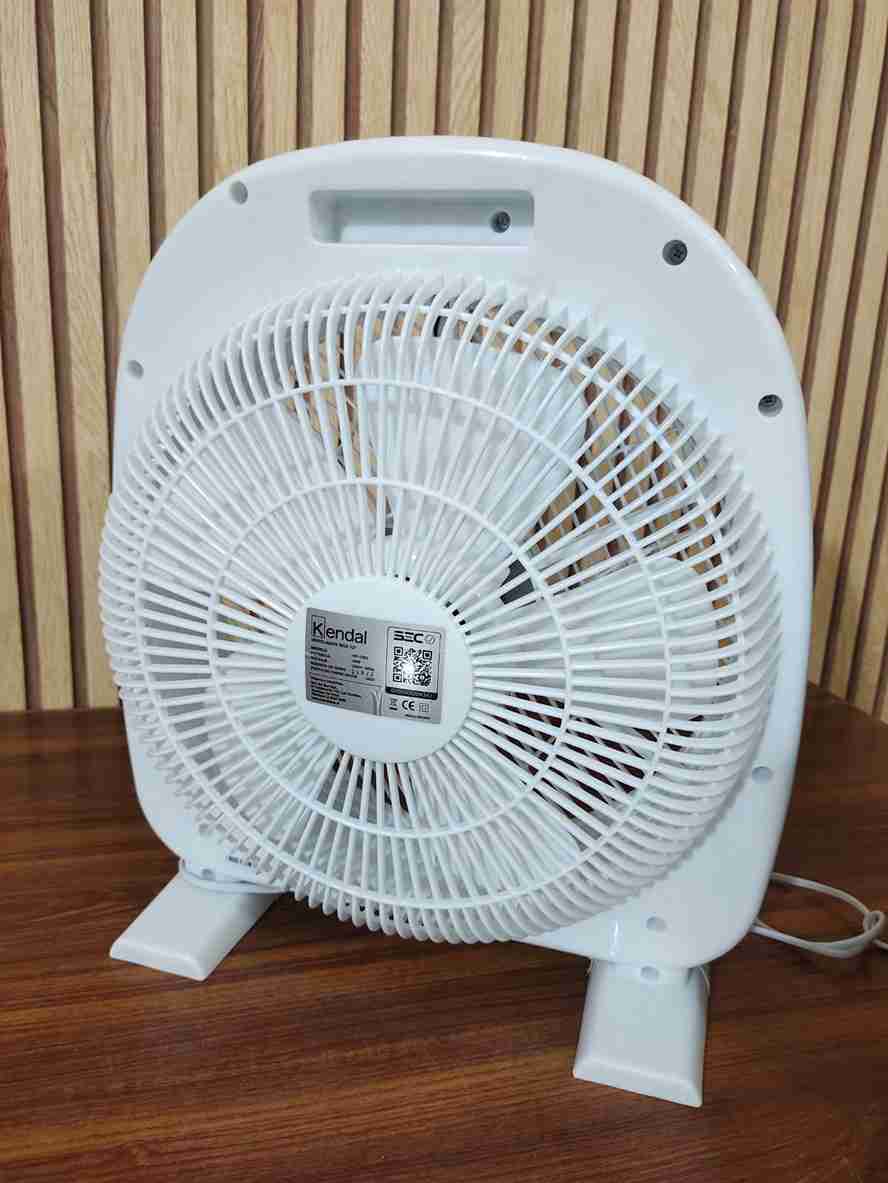 Lot Imported Soundless Electric Table Fan