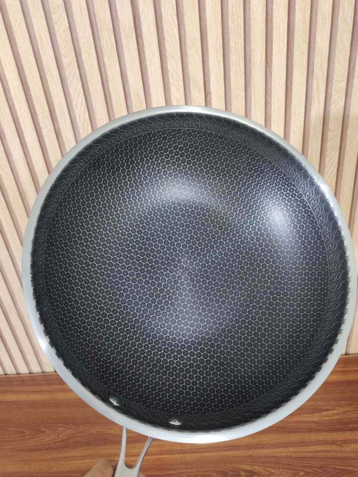 Laser Coated Honeycomb Frypan 32cm